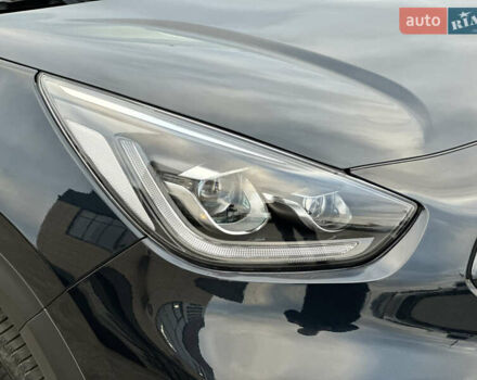 Синій Кіа Niro, об'ємом двигуна 0 л та пробігом 44 тис. км за 21990 $, фото 23 на Automoto.ua