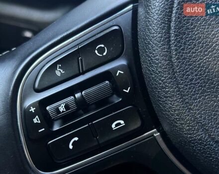 Синий Киа Niro, объемом двигателя 0 л и пробегом 137 тыс. км за 19499 $, фото 41 на Automoto.ua