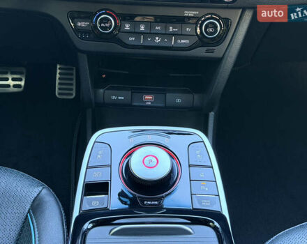 Синій Кіа Niro, об'ємом двигуна 0 л та пробігом 45 тис. км за 23400 $, фото 20 на Automoto.ua