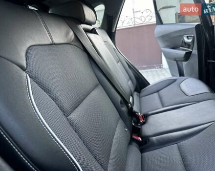 Синий Киа Niro, объемом двигателя 0 л и пробегом 137 тыс. км за 19499 $, фото 62 на Automoto.ua