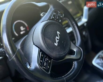 Синий Киа Niro, объемом двигателя 0 л и пробегом 137 тыс. км за 19499 $, фото 32 на Automoto.ua