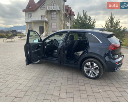 Синій Кіа Niro, об'ємом двигуна 0 л та пробігом 164 тис. км за 20600 $, фото 17 на Automoto.ua
