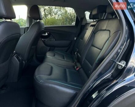 Синий Киа Niro, объемом двигателя 0 л и пробегом 75 тыс. км за 23200 $, фото 64 на Automoto.ua