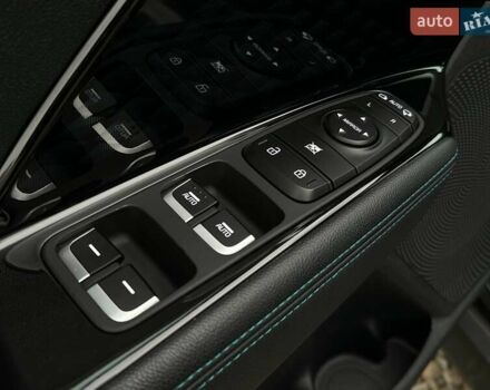 Синій Кіа Niro, об'ємом двигуна 0 л та пробігом 71 тис. км за 24900 $, фото 40 на Automoto.ua