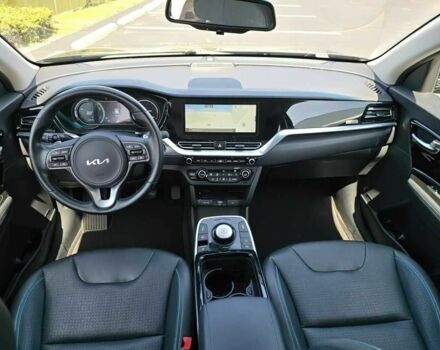 Кіа Niro 2022 у Кропивницькому (Кіровограді) на Automoto.ua Синій Кіа Niro, об'ємом двигуна 0 л та пробігом 14 тис. км за 14000 $, фото 6 на Automoto.ua