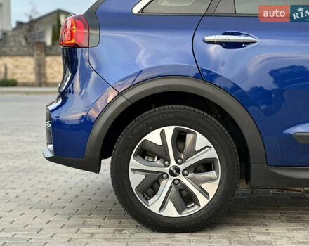 Синий Киа Niro, объемом двигателя 0 л и пробегом 108 тыс. км за 19400 $, фото 30 на Automoto.ua