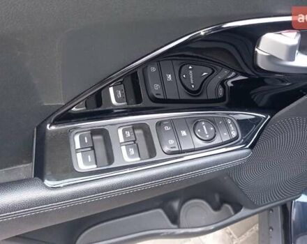 Синий Киа Niro, объемом двигателя 0 л и пробегом 60 тыс. км за 20300 $, фото 10 на Automoto.ua