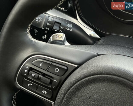 Синий Киа Niro, объемом двигателя 0 л и пробегом 77 тыс. км за 21606 $, фото 57 на Automoto.ua