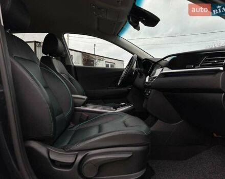 Синій Кіа Niro, об'ємом двигуна 0 л та пробігом 71 тис. км за 24900 $, фото 91 на Automoto.ua