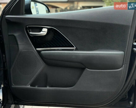 Синій Кіа Niro, об'ємом двигуна 0 л та пробігом 44 тис. км за 22700 $, фото 51 на Automoto.ua