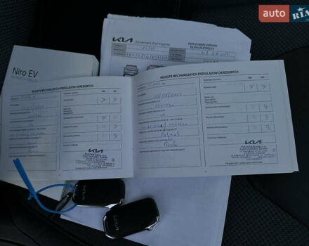 Синій Кіа Niro, об'ємом двигуна 0 л та пробігом 108 тис. км за 20400 $, фото 57 на Automoto.ua