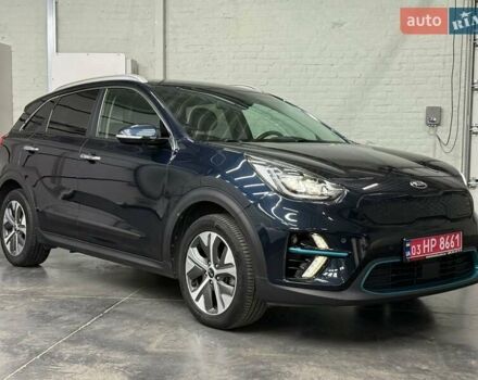 Синий Киа Niro, объемом двигателя 0 л и пробегом 130 тыс. км за 19037 $, фото 2 на Automoto.ua