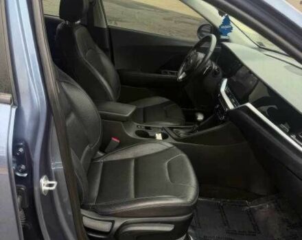 Синій Кіа Niro, об'ємом двигуна 1.6 л та пробігом 56 тис. км за 11300 $, фото 9 на Automoto.ua