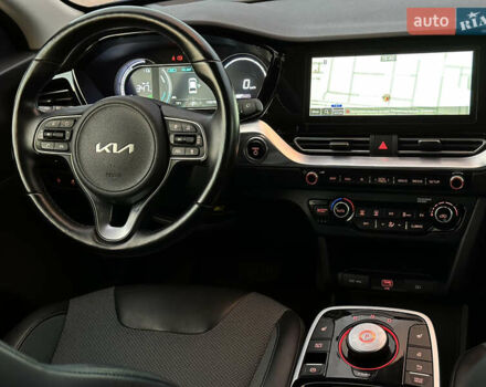 Синій Кіа Niro, об'ємом двигуна 0 л та пробігом 108 тис. км за 20400 $, фото 44 на Automoto.ua