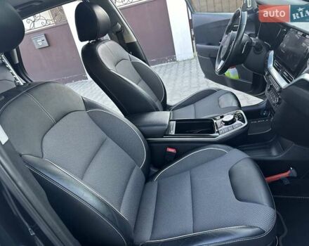 Синий Киа Niro, объемом двигателя 0 л и пробегом 137 тыс. км за 19499 $, фото 57 на Automoto.ua