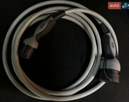 Синій Кіа Niro, об'ємом двигуна 0 л та пробігом 71 тис. км за 24900 $, фото 85 на Automoto.ua