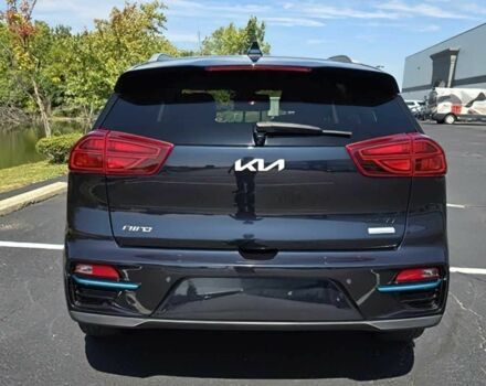 Кіа Niro 2022 у Кропивницькому (Кіровограді) на Automoto.ua Синій Кіа Niro, об'ємом двигуна 0 л та пробігом 14 тис. км за 14000 $, фото 4 на Automoto.ua