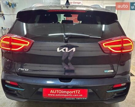 Синій Кіа Niro, об'ємом двигуна 0 л та пробігом 71 тис. км за 24900 $, фото 24 на Automoto.ua