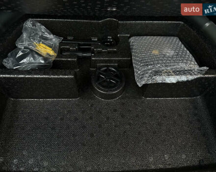 Синій Кіа Niro, об'ємом двигуна 0 л та пробігом 44 тис. км за 21990 $, фото 28 на Automoto.ua