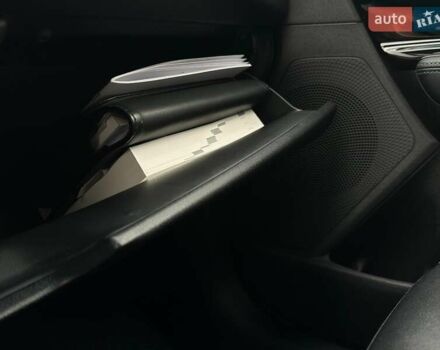 Синій Кіа Niro, об'ємом двигуна 0 л та пробігом 71 тис. км за 24900 $, фото 73 на Automoto.ua