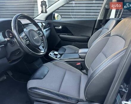 Синий Киа Niro, объемом двигателя 0 л и пробегом 137 тыс. км за 19499 $, фото 50 на Automoto.ua
