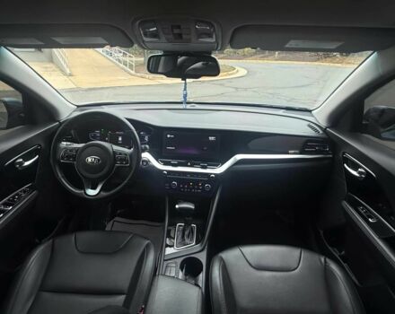 Синій Кіа Niro, об'ємом двигуна 1.6 л та пробігом 16 тис. км за 11400 $, фото 10 на Automoto.ua