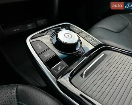 Синий Киа Niro, объемом двигателя 0 л и пробегом 75 тыс. км за 23200 $, фото 10 на Automoto.ua