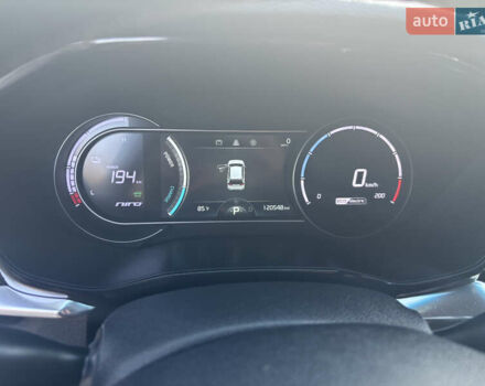 Синий Киа Niro, объемом двигателя 0 л и пробегом 120 тыс. км за 19300 $, фото 6 на Automoto.ua