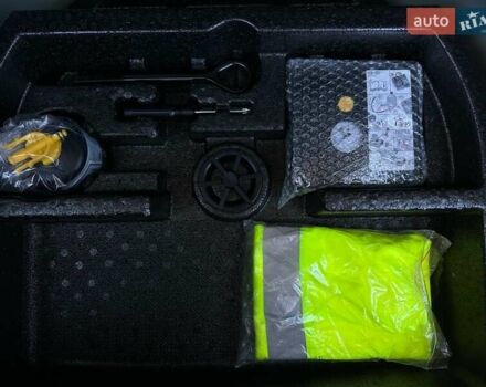 Синий Киа Niro, объемом двигателя 0 л и пробегом 53 тыс. км за 24900 $, фото 93 на Automoto.ua