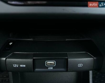 Синий Киа Niro, объемом двигателя 0 л и пробегом 53 тыс. км за 24900 $, фото 66 на Automoto.ua