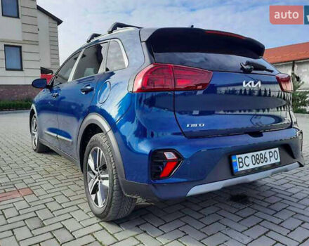 Синий Киа Niro, объемом двигателя 1.58 л и пробегом 85 тыс. км за 16400 $, фото 4 на Automoto.ua