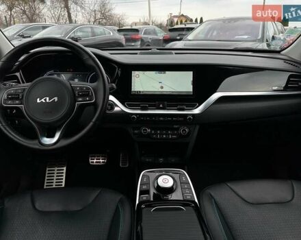 Синій Кіа Niro, об'ємом двигуна 0 л та пробігом 71 тис. км за 24900 $, фото 79 на Automoto.ua