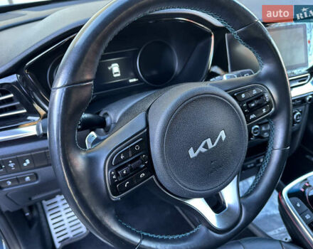 Синий Киа Niro, объемом двигателя 0 л и пробегом 95 тыс. км за 21100 $, фото 29 на Automoto.ua