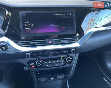 Синий Киа Niro, объемом двигателя 0 л и пробегом 95 тыс. км за 21100 $, фото 20 на Automoto.ua