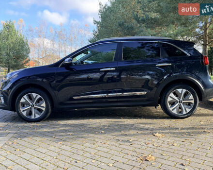 Синій Кіа Niro, об'ємом двигуна 0 л та пробігом 45 тис. км за 23400 $, фото 15 на Automoto.ua