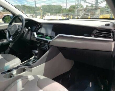 Синий Киа Niro, объемом двигателя 1.6 л и пробегом 24 тыс. км за 11900 $, фото 6 на Automoto.ua