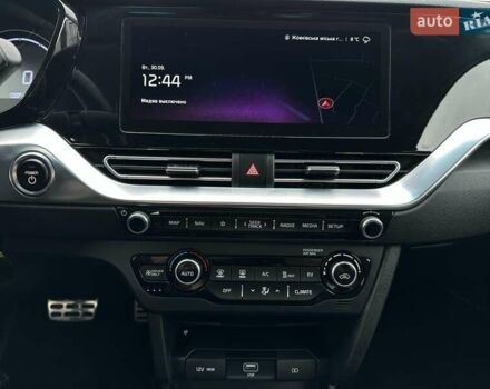 Синій Кіа Niro, об'ємом двигуна 0 л та пробігом 65 тис. км за 23200 $, фото 61 на Automoto.ua
