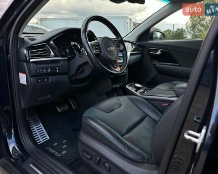 Синій Кіа Niro, об'ємом двигуна 0 л та пробігом 75 тис. км за 23200 $, фото 28 на Automoto.ua
