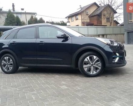 Синий Киа Niro, объемом двигателя 0 л и пробегом 60 тыс. км за 20300 $, фото 3 на Automoto.ua