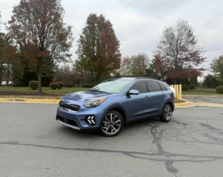 Синій Кіа Niro, об'ємом двигуна 1.6 л та пробігом 16 тис. км за 11400 $, фото 2 на Automoto.ua