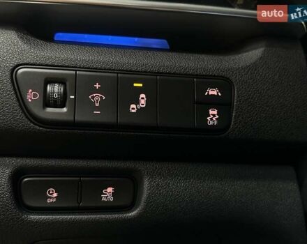 Синій Кіа Niro, об'ємом двигуна 0 л та пробігом 65 тис. км за 23200 $, фото 11 на Automoto.ua