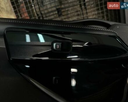 Синій Кіа Niro, об'ємом двигуна 0 л та пробігом 65 тис. км за 23200 $, фото 96 на Automoto.ua