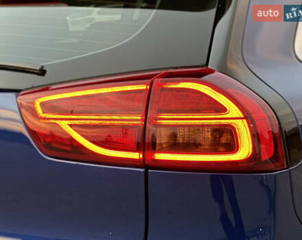 Синий Киа Niro, объемом двигателя 0 л и пробегом 108 тыс. км за 19400 $, фото 22 на Automoto.ua