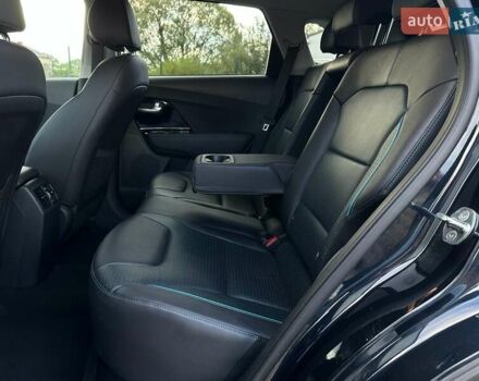 Синий Киа Niro, объемом двигателя 0 л и пробегом 75 тыс. км за 23200 $, фото 65 на Automoto.ua