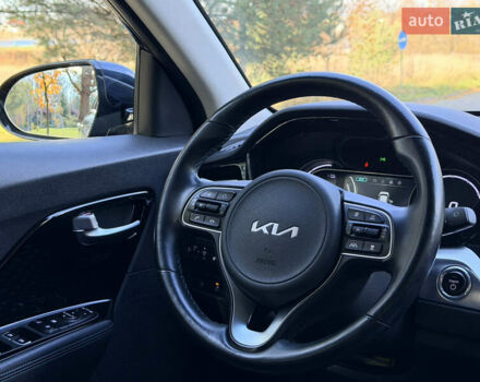 Синій Кіа Niro, об'ємом двигуна 0 л та пробігом 45 тис. км за 23400 $, фото 18 на Automoto.ua