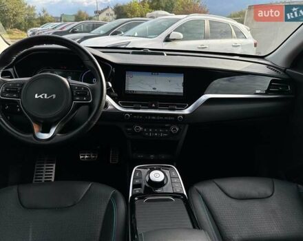 Синий Киа Niro, объемом двигателя 0 л и пробегом 75 тыс. км за 23200 $, фото 63 на Automoto.ua
