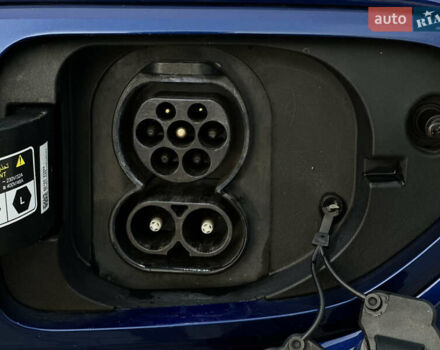 Синий Киа Niro, объемом двигателя 0 л и пробегом 109 тыс. км за 18950 $, фото 17 на Automoto.ua