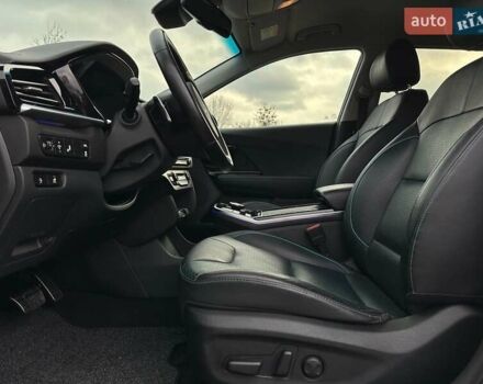 Синій Кіа Niro, об'ємом двигуна 0 л та пробігом 71 тис. км за 24900 $, фото 36 на Automoto.ua