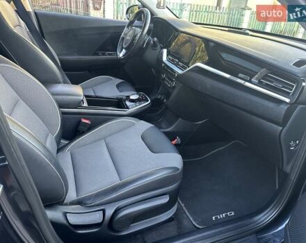Синий Киа Niro, объемом двигателя 0 л и пробегом 137 тыс. км за 19499 $, фото 46 на Automoto.ua
