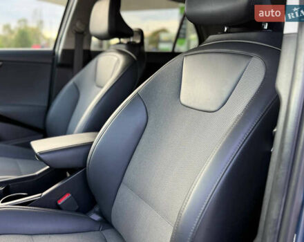 Синий Киа Niro, объемом двигателя 0 л и пробегом 108 тыс. км за 22350 $, фото 53 на Automoto.ua